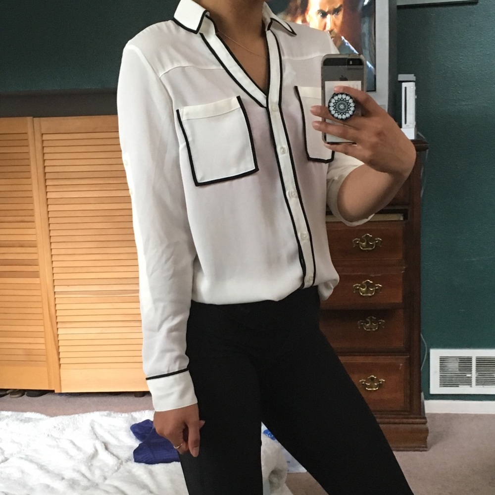 Express button down blouse - Picture 3 of 6